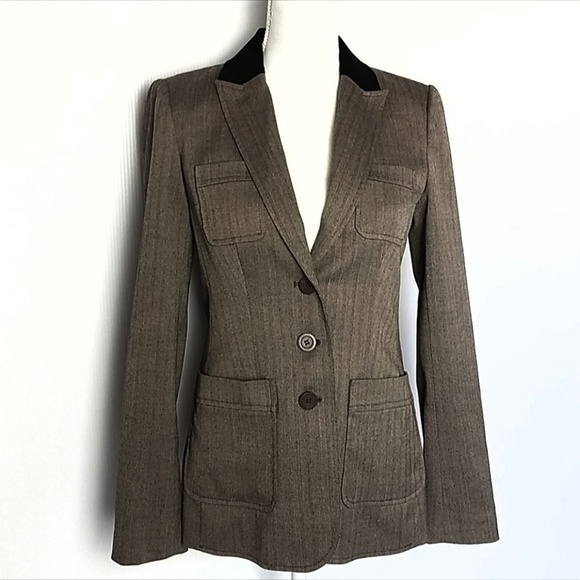 BCBG Jackets & Blazers - 《BCBG Paris》 Suit Jacket